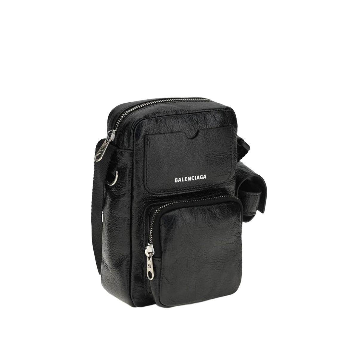 3/4 back view