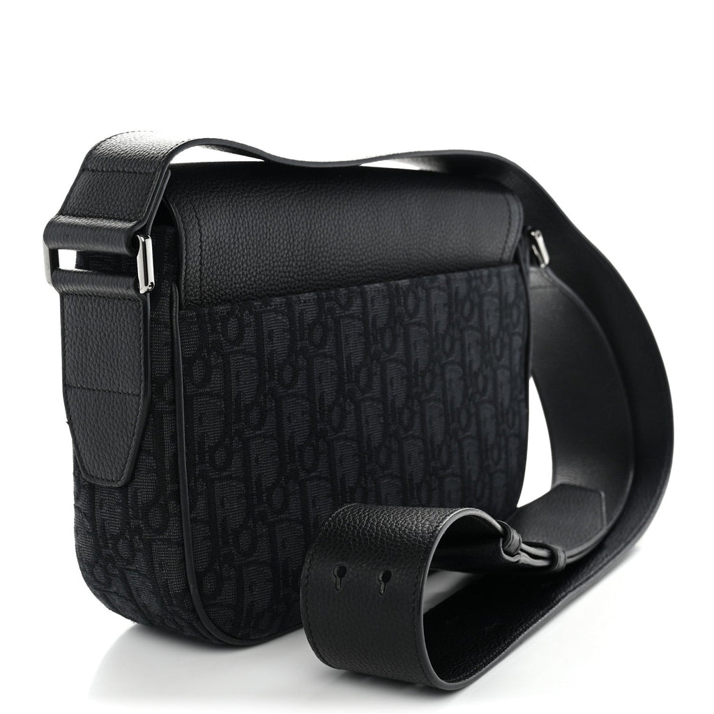 DIOR MEN'S SADDLE MESSENGER BAG IN GRAINED CALFSKIN