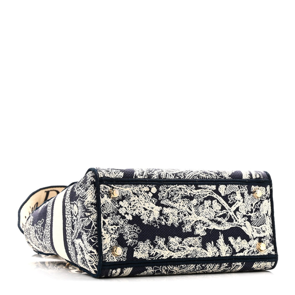 Dior Canvas Toile De Jouy Embroidered Medium Lady D-Lite Navy