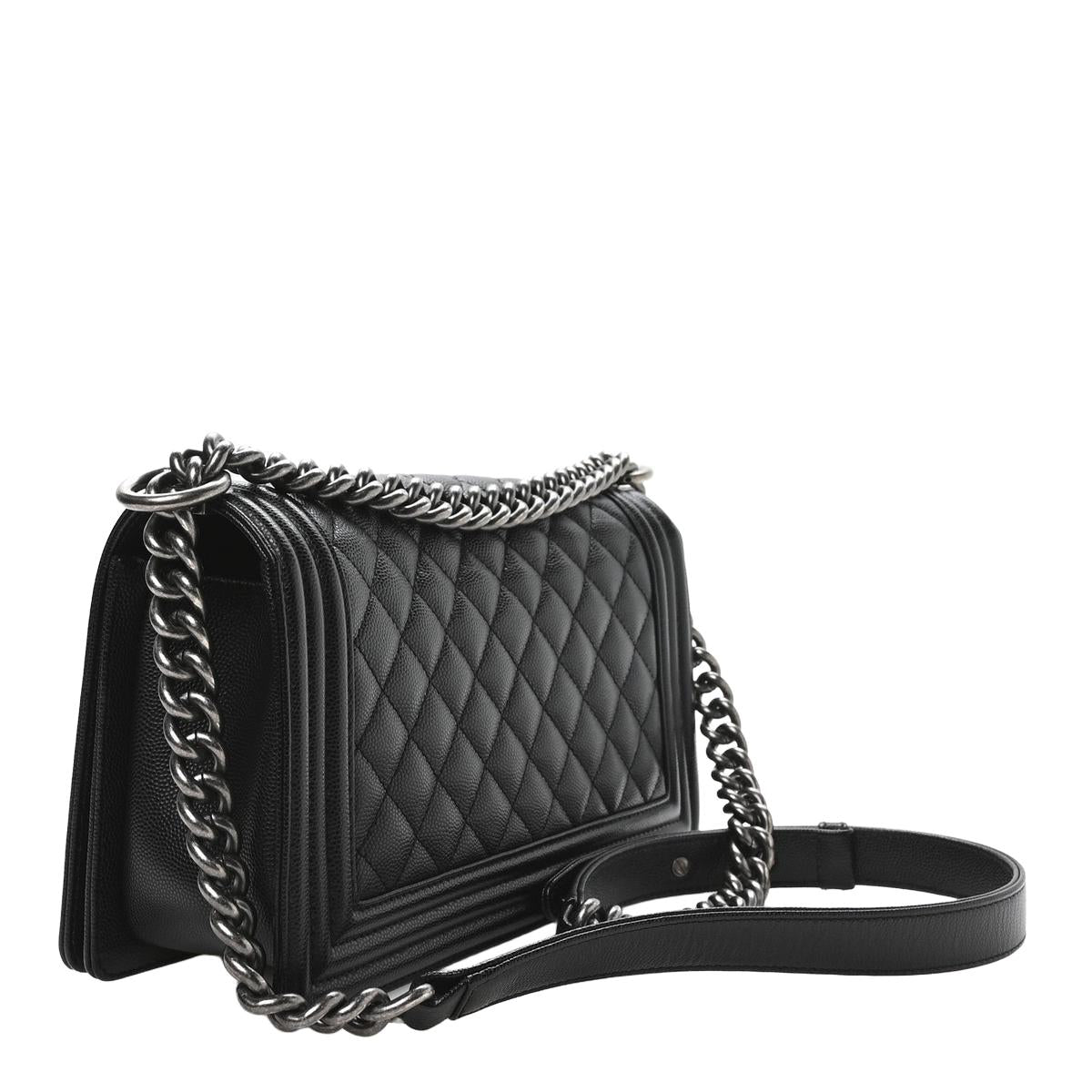 CHANEL BOY BAG MEDIUM