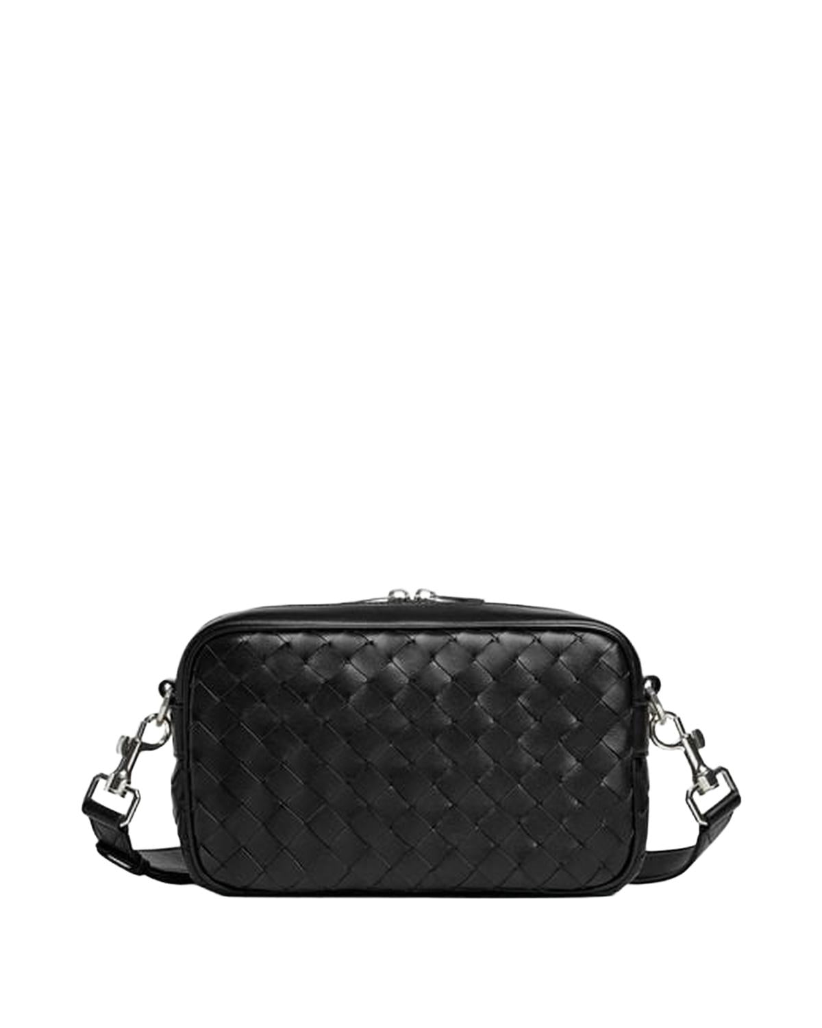 3/4 back view