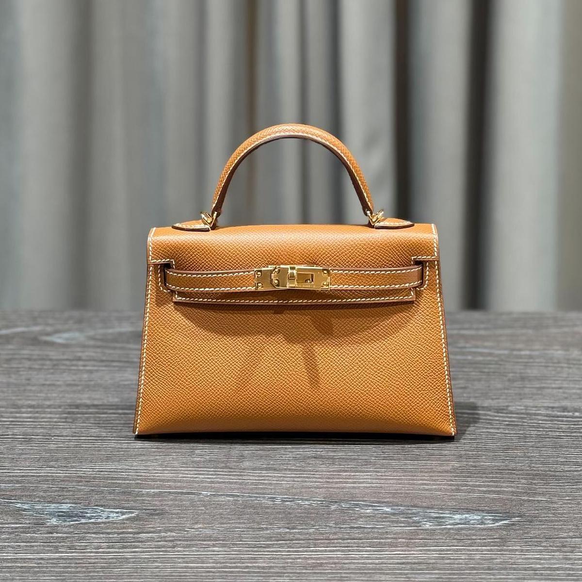 Hermès Mini Kelly II Gold Epsom side view