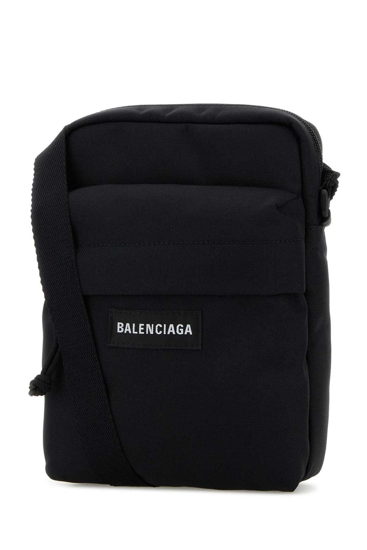3/4 back view